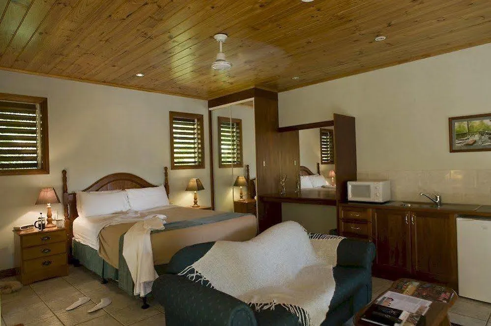 Eden House Retreat Hotel Yungaburra Resort